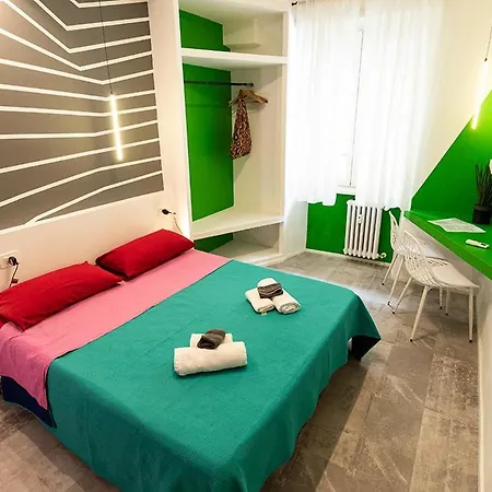 ゲストハウス In Art ローマ